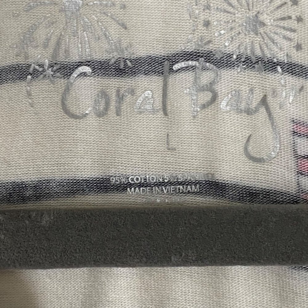 Coral Bay USA Flag Shirt July 4th Women Size Large Cotton‎ Blend Patriotic - Picture 4 of 8